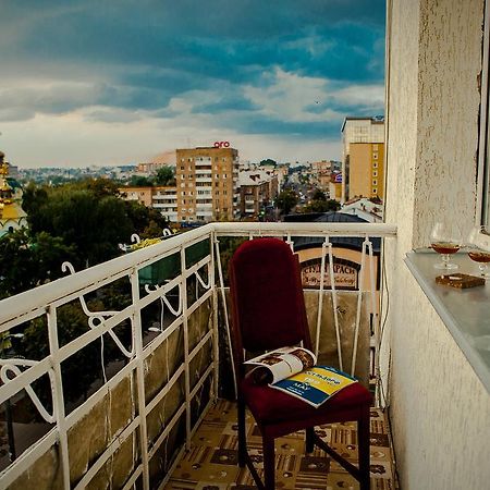 Babylon Apartments Rivne Ruang foto